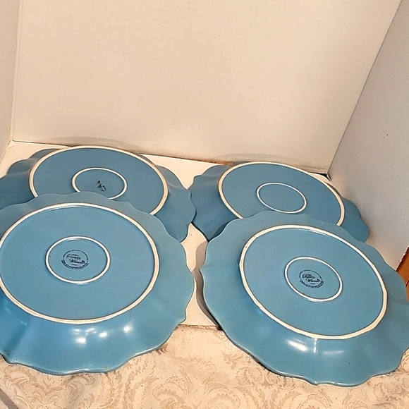 PIONEER  WOMAN  SET OF 4 DINNER PLATES PAIGE DENIM PATTERN SCALLOPED EDGES - Picture 5 of 5